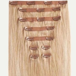 New, never worn Classic Luxy hair extensions (16”)